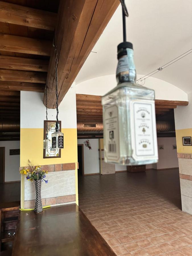 Agriturismo La Rasdora Porto Mantovano Bagian luar foto